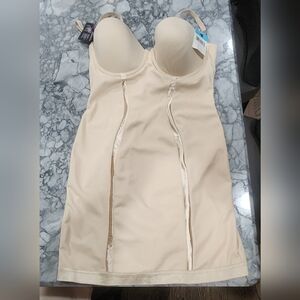 NEW WITH TAGS! Maidenform Shapewear Convertible Slip With Built in Bra 36C!!!!!